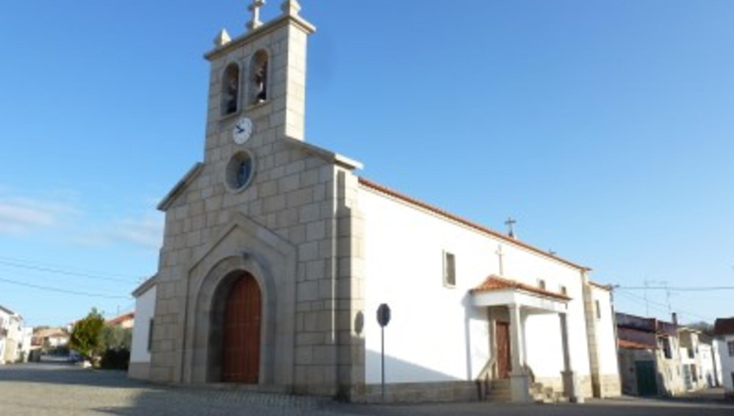 Igreja Matriz/Paroquial de Picote / Igreja de São João Baptista