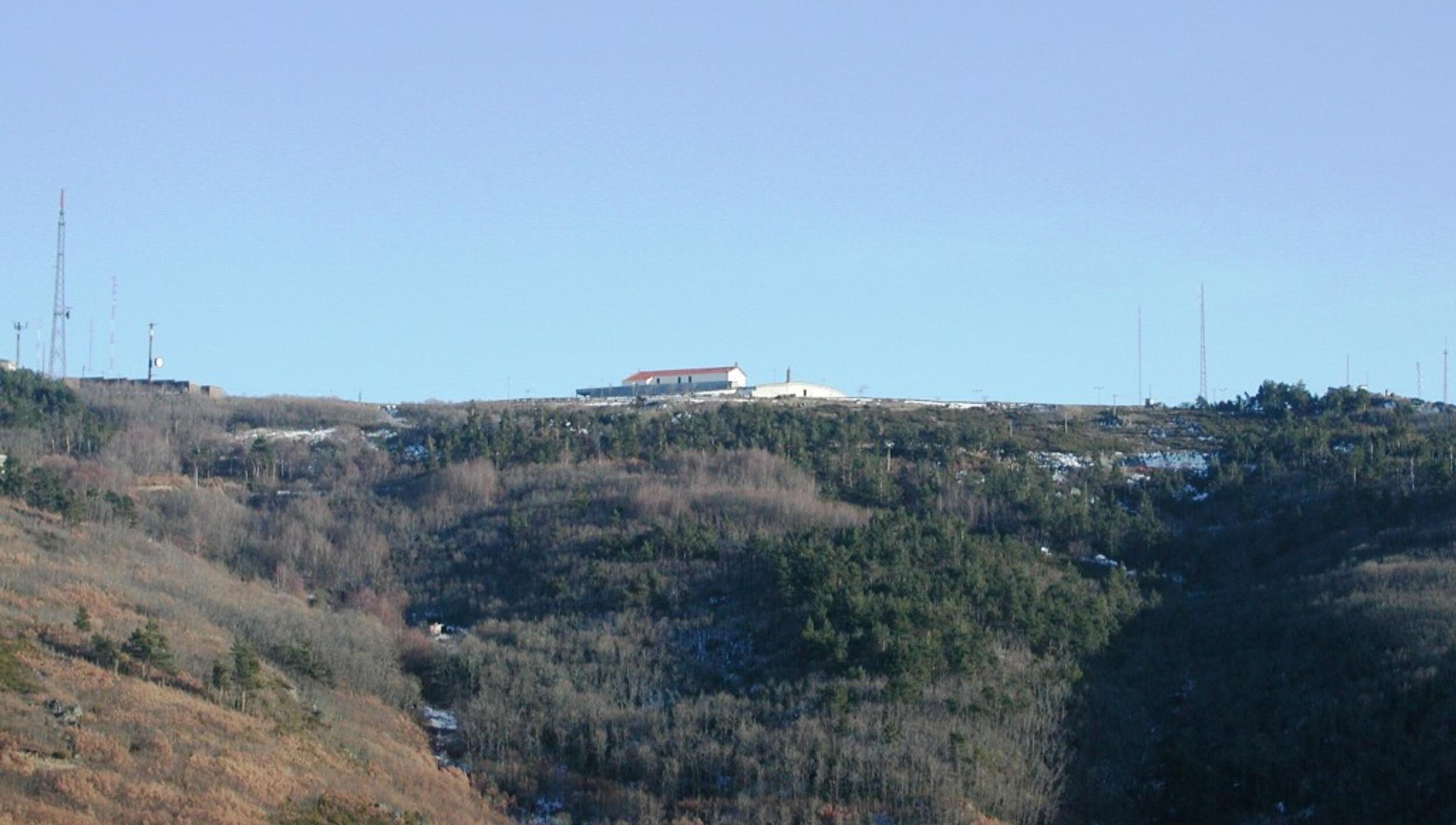 Vista do Santuário e ponto mais alto da Serra