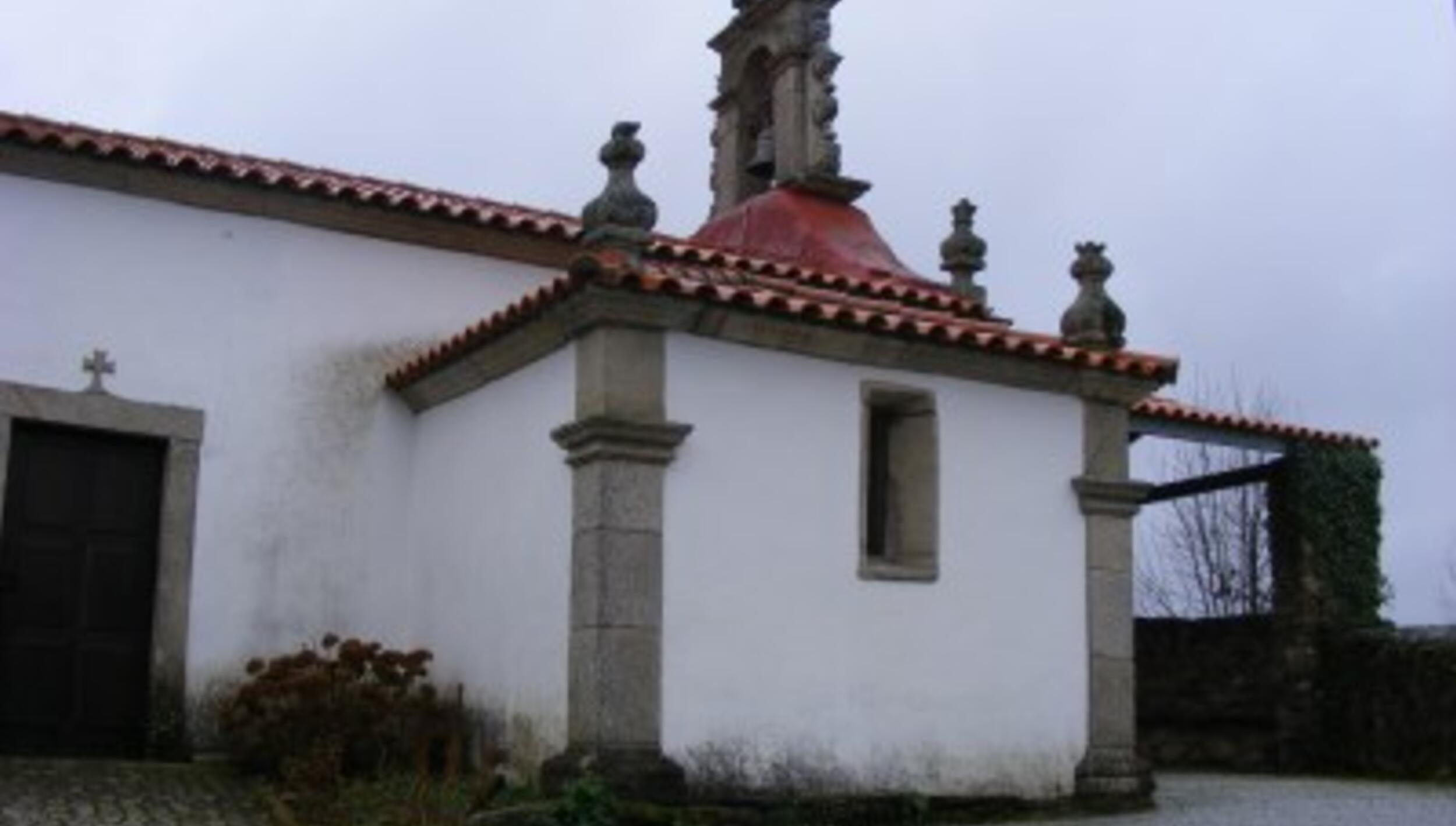 Igreja Paroquial de Dine