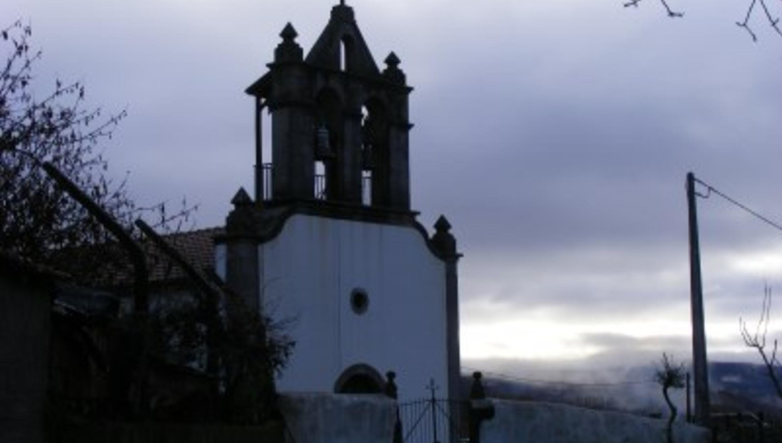 Capela de Santa Leucádia / Igreja de Maçãs