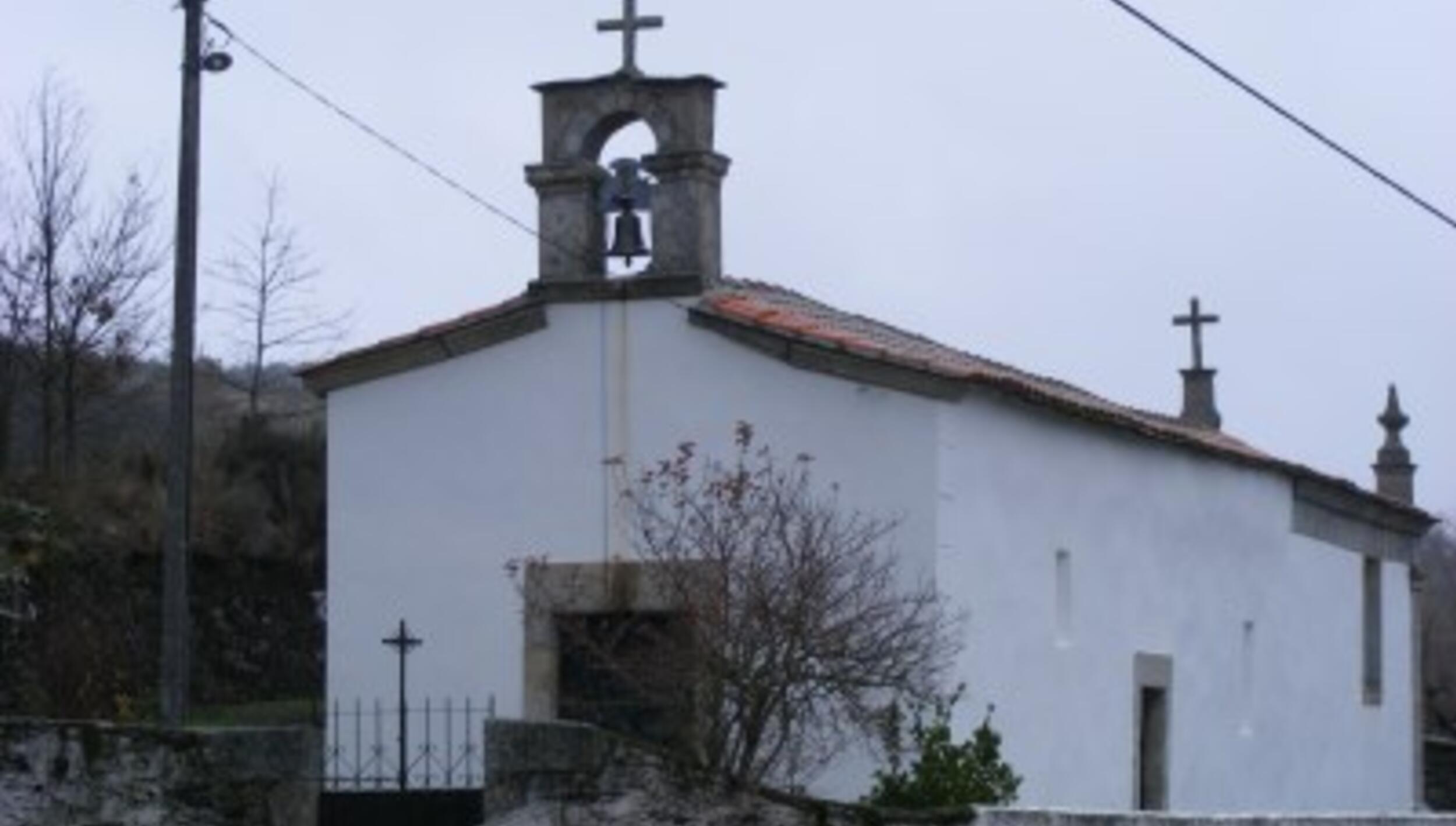 Capela em Casares